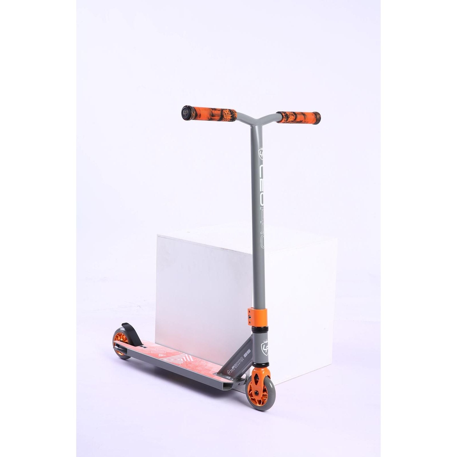 קורקינט פעלולים LEO PRO S5