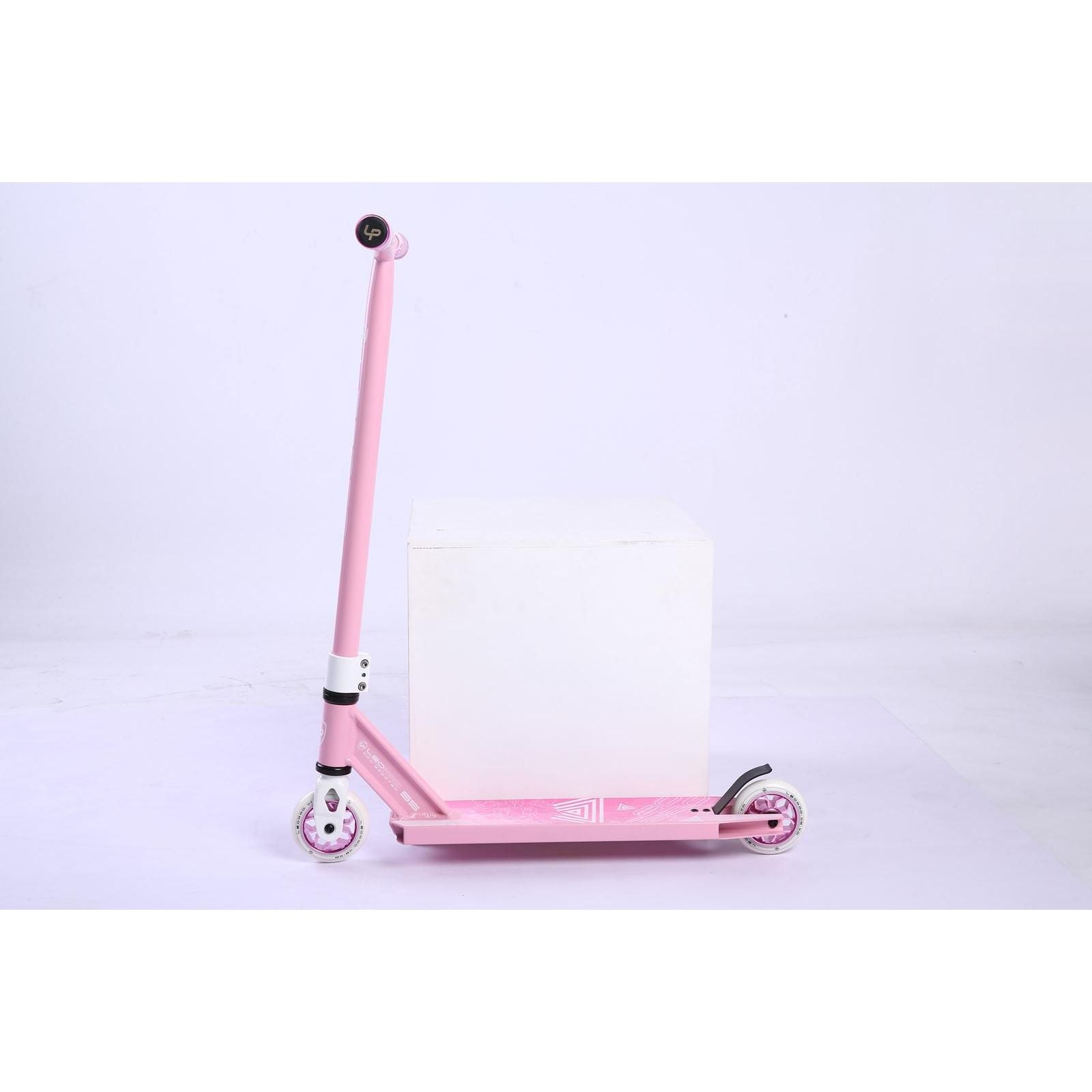 קורקינט פעלולים LEO PRO S5