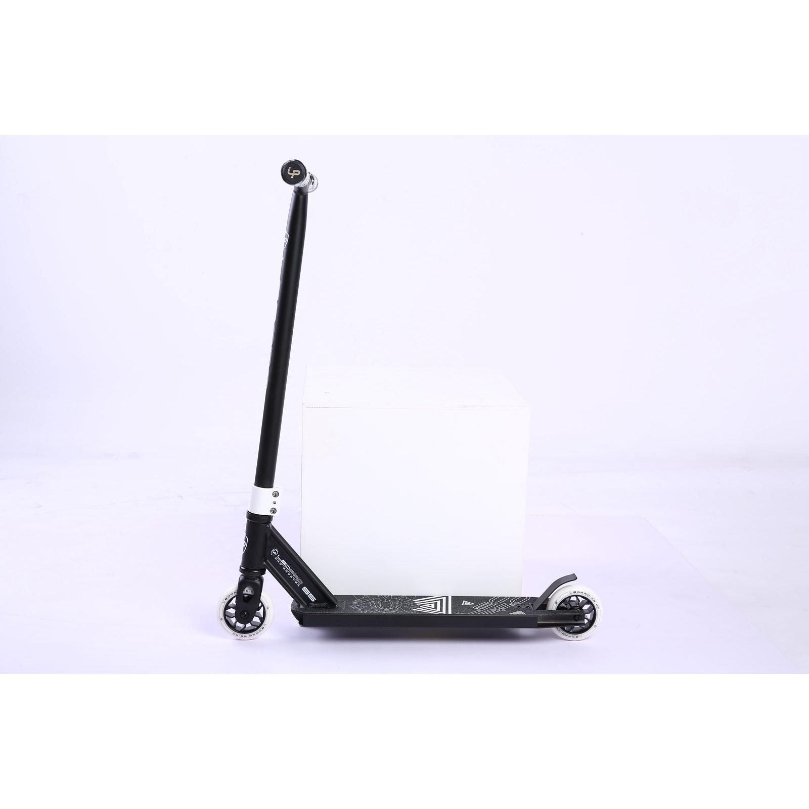 קורקינט פעלולים LEO PRO S5