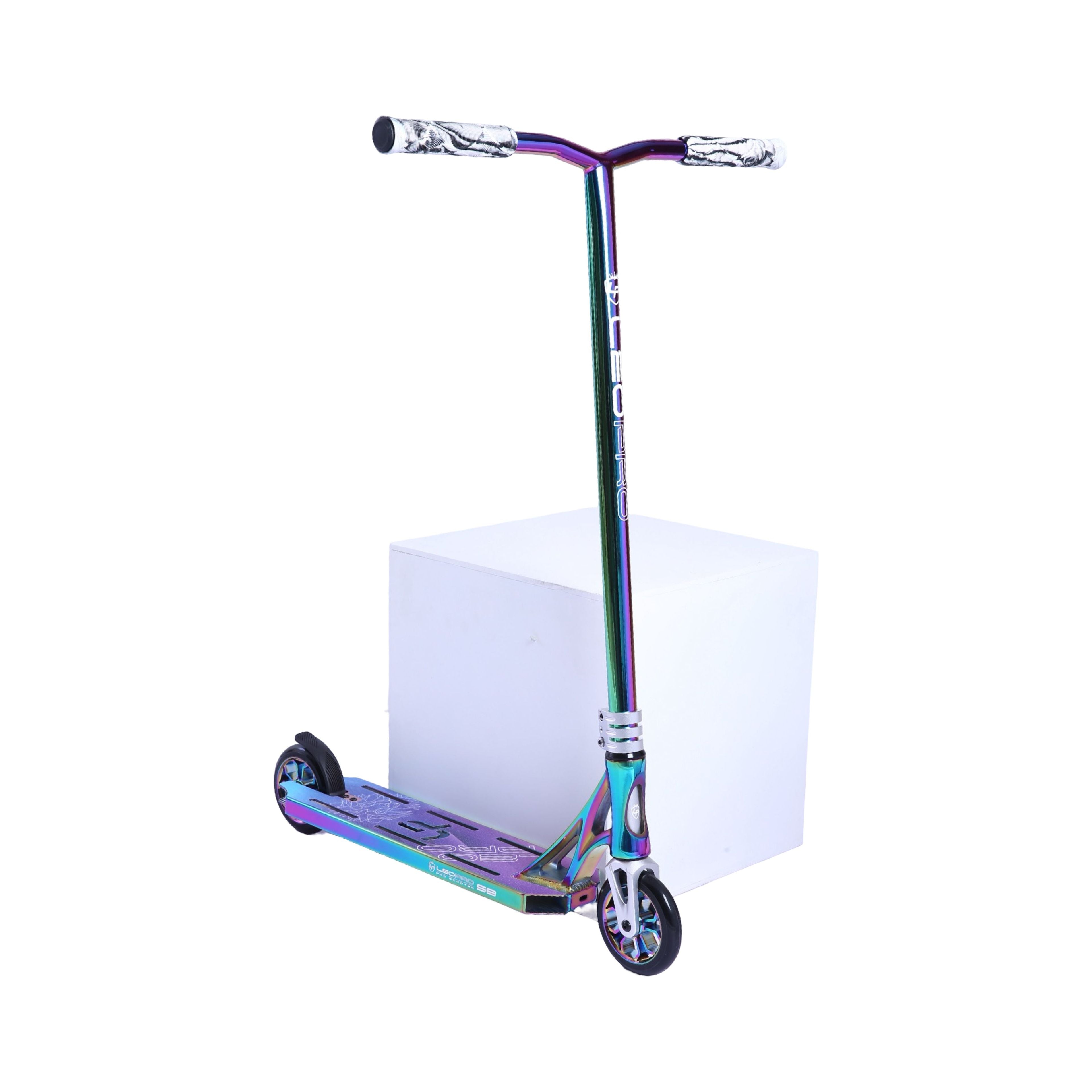 LEO Pro S8 – A quality stunt scooter for youth