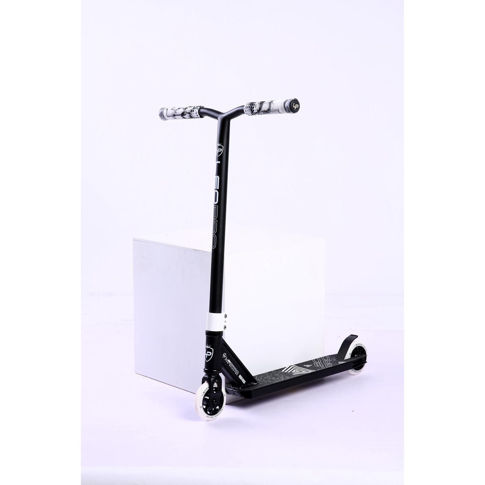 קורקינט פעלולים LEO PRO S5