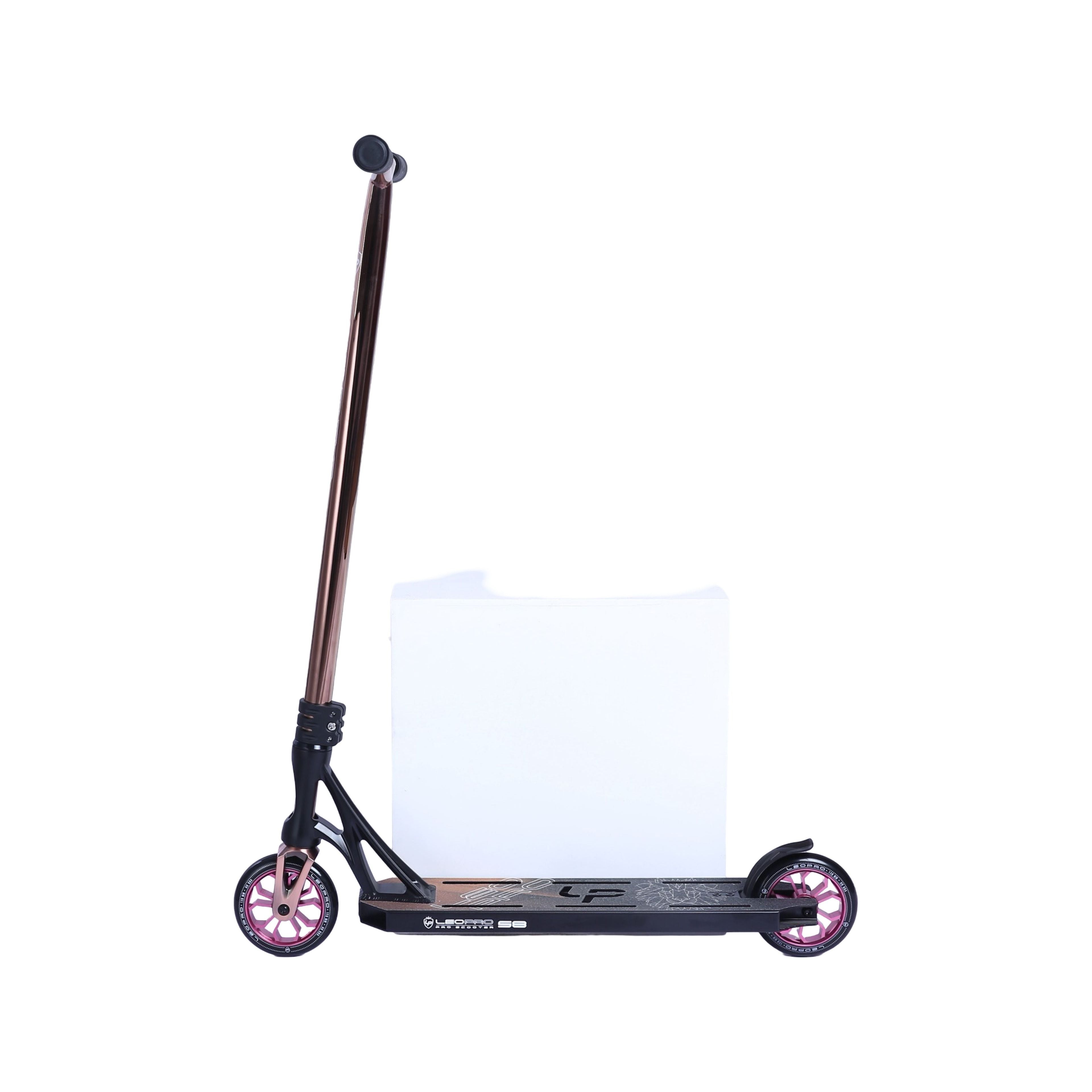 LEO PRO S8 – קורקינט פעלולים