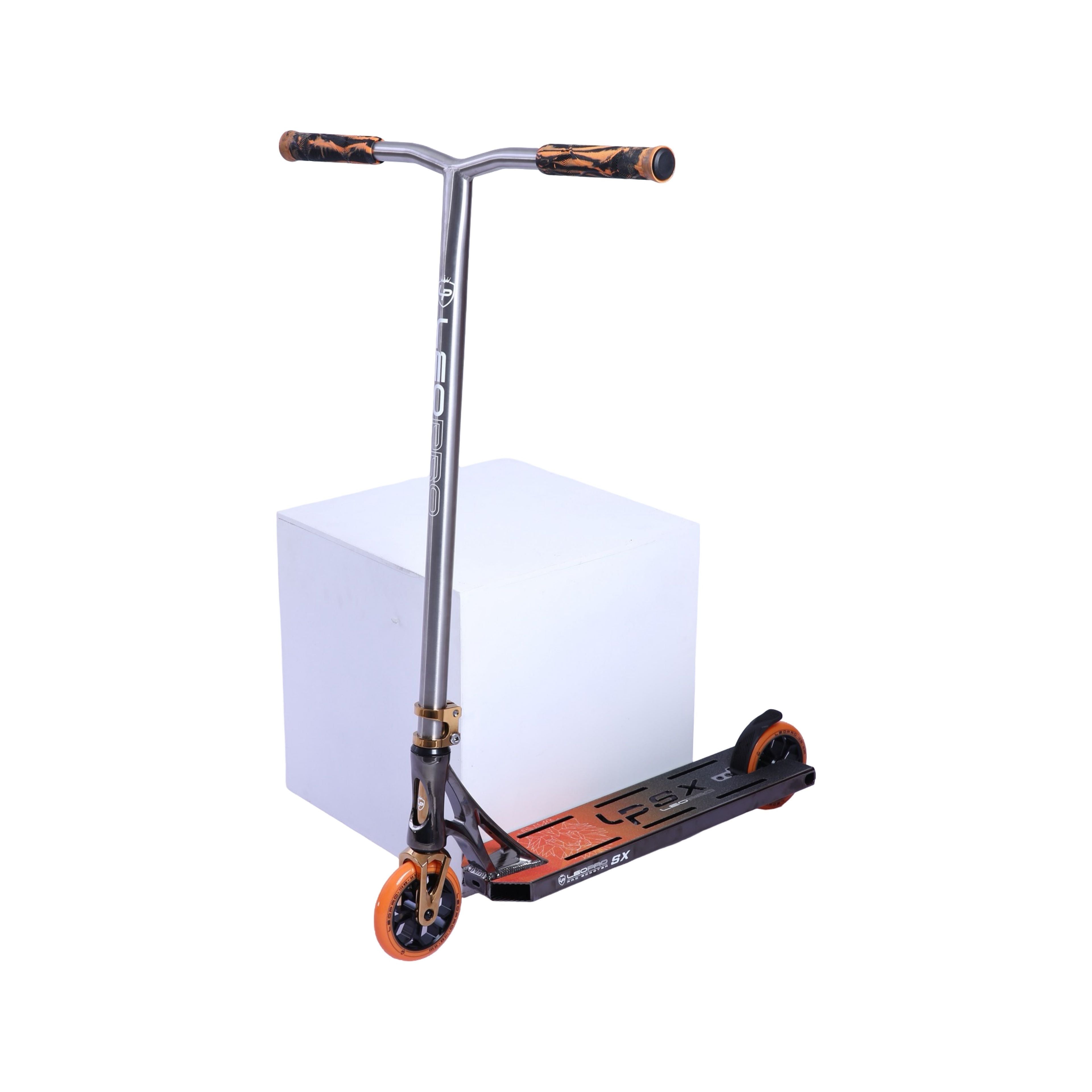 LEO PRO SX – קורקינט פעלולים לנוער וילדים עם כידון טיטניום
